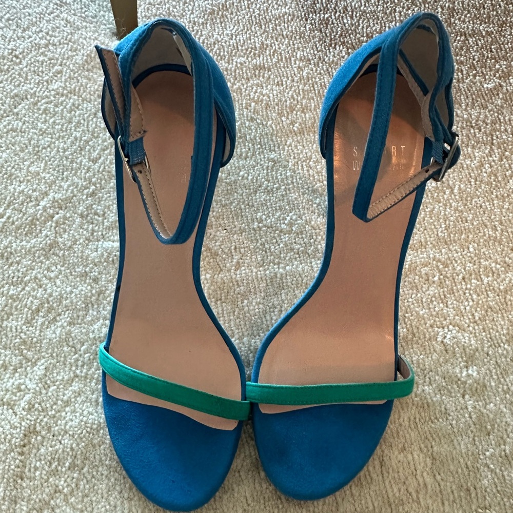 Stuart Weitzman Sandals 100